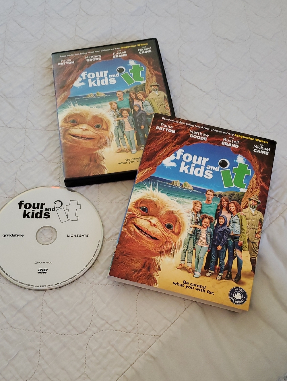Four and Kids It DVD (Green) - Lionsgate